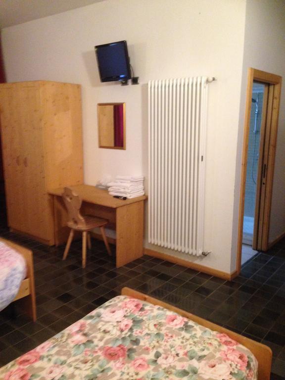 Garni Erta Villa Avio Habitación foto